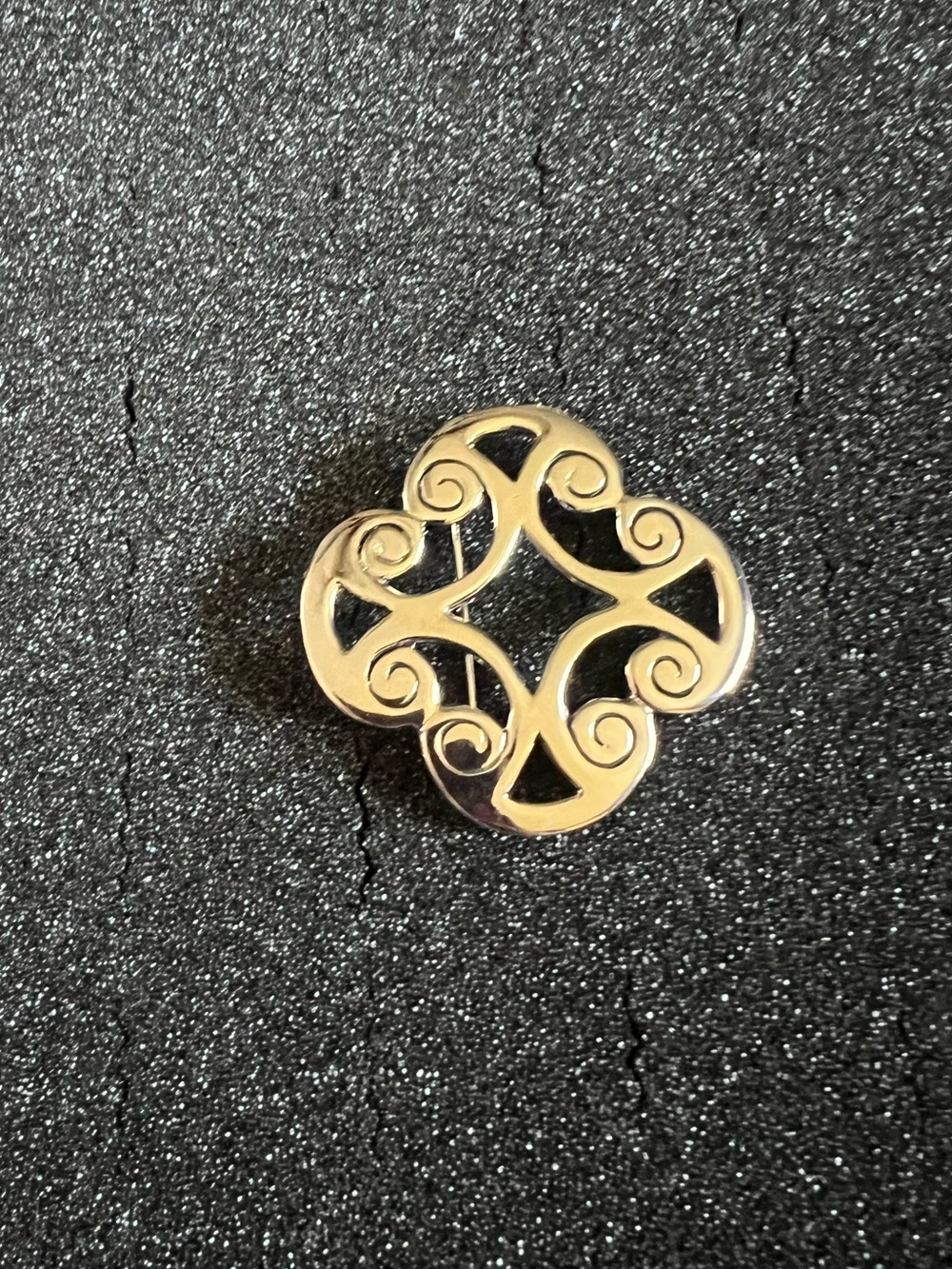 Vintage Silver Tone Four-lobed open scroll or clover shape spirals Brooch